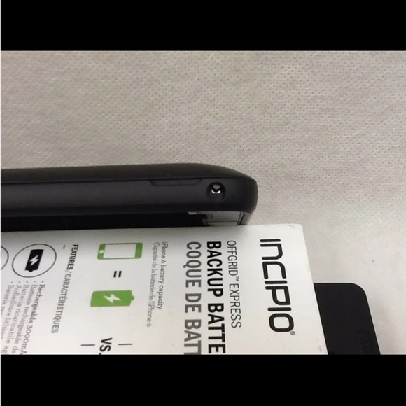 Incipio Backup Battery Case - Picture 3 of 7